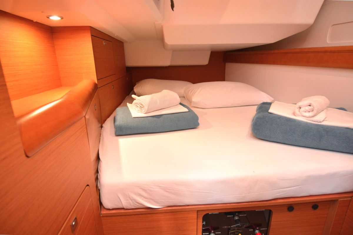 Sun Odyssey 479 - 4 cab. — photo 6