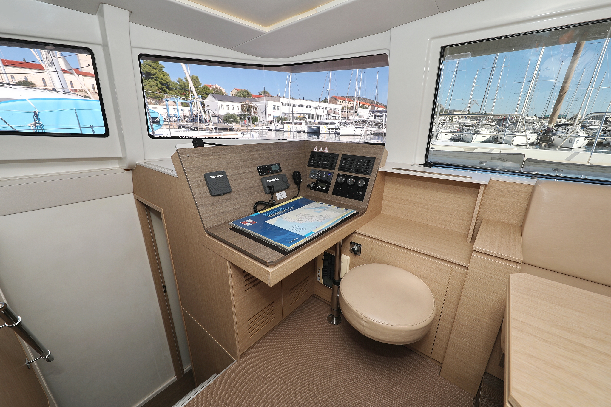 Bali 4.5 - 4 + 2 cab. — photo 22