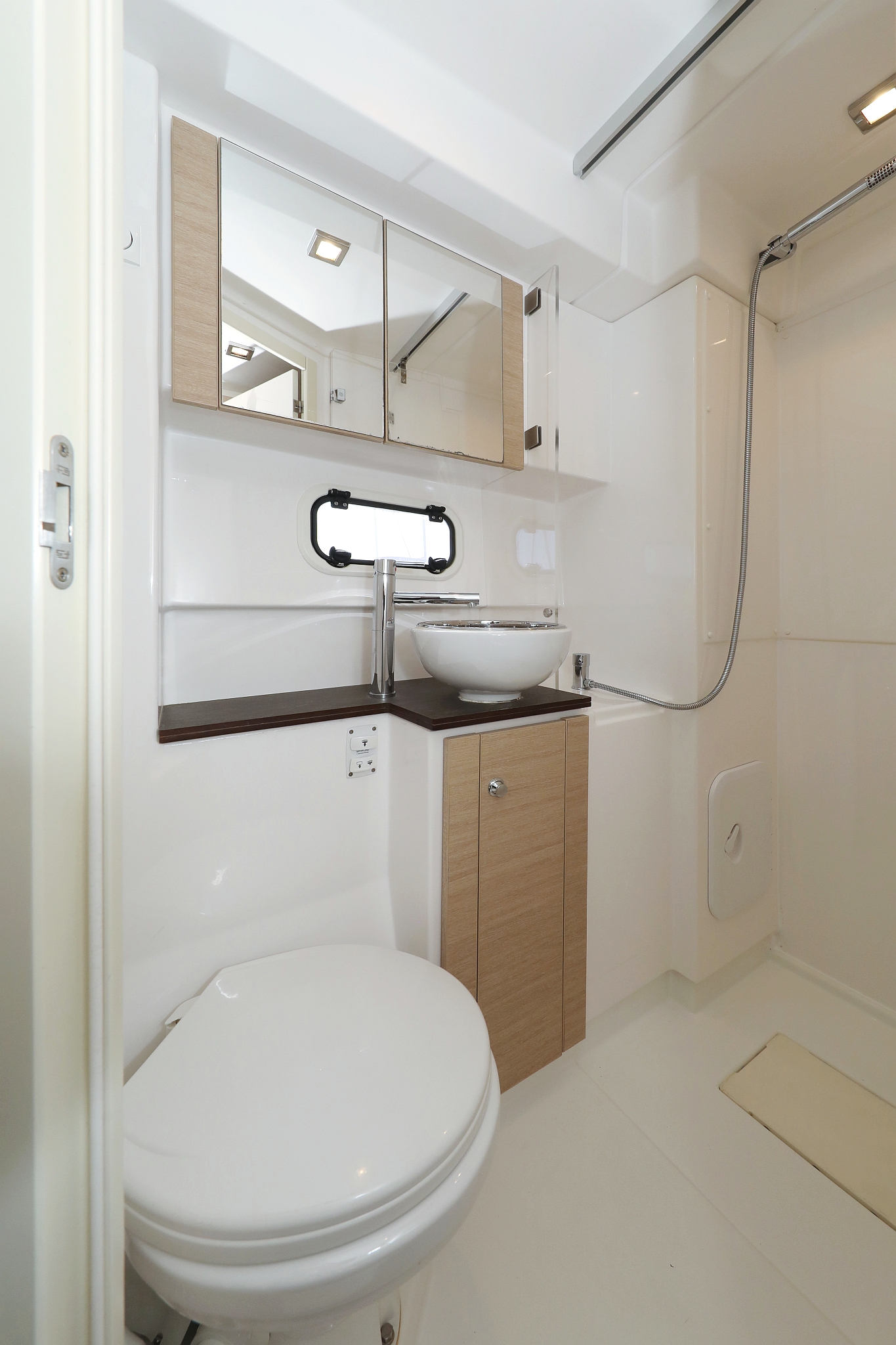 Bali 4.5 - 4 + 2 cab. — photo 31