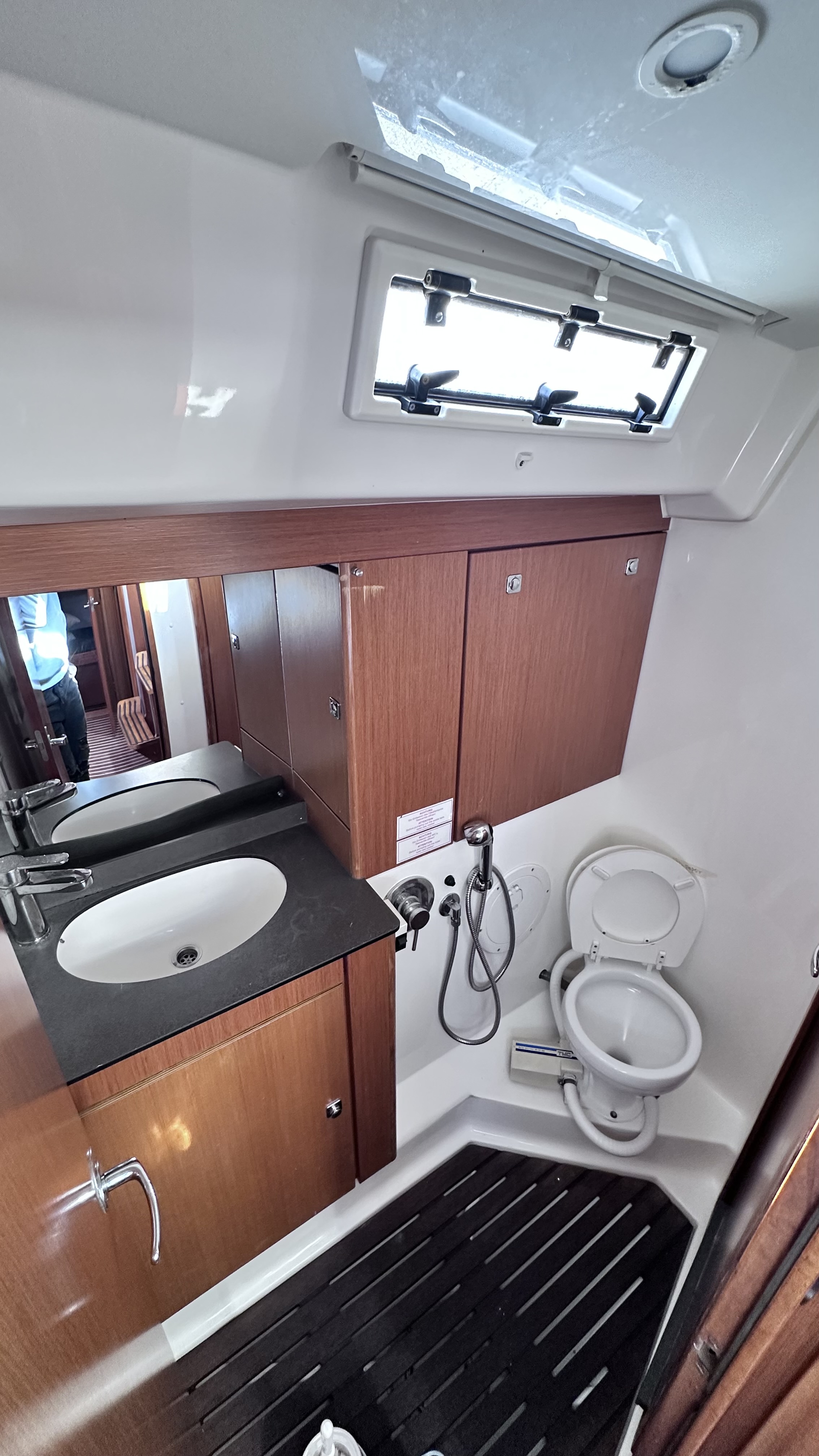 Bavaria Cruiser 56 - 5 + 1 cab. — photo 28