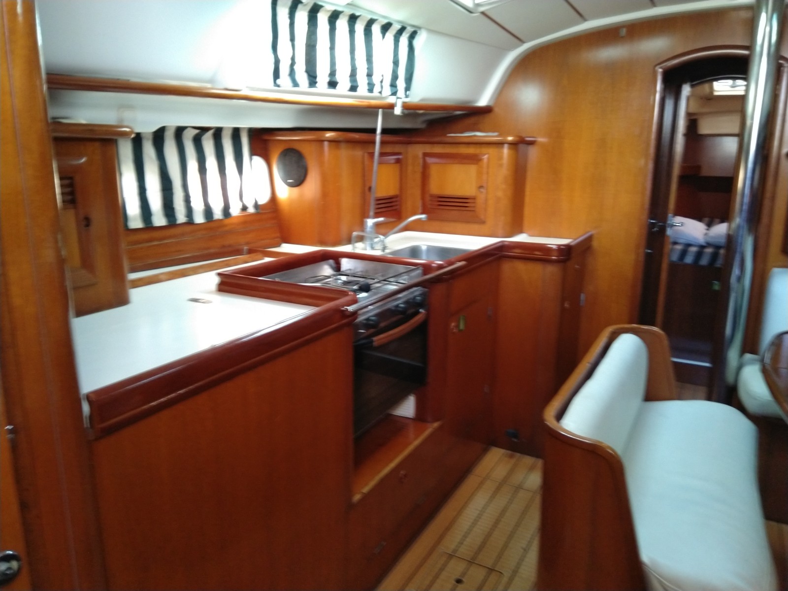 Oceanis Clipper 411 - 4 cab. — photo 4