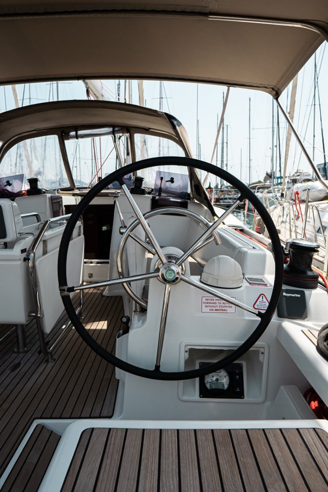 Sun Odyssey 419 - 3 cab. — photo 8