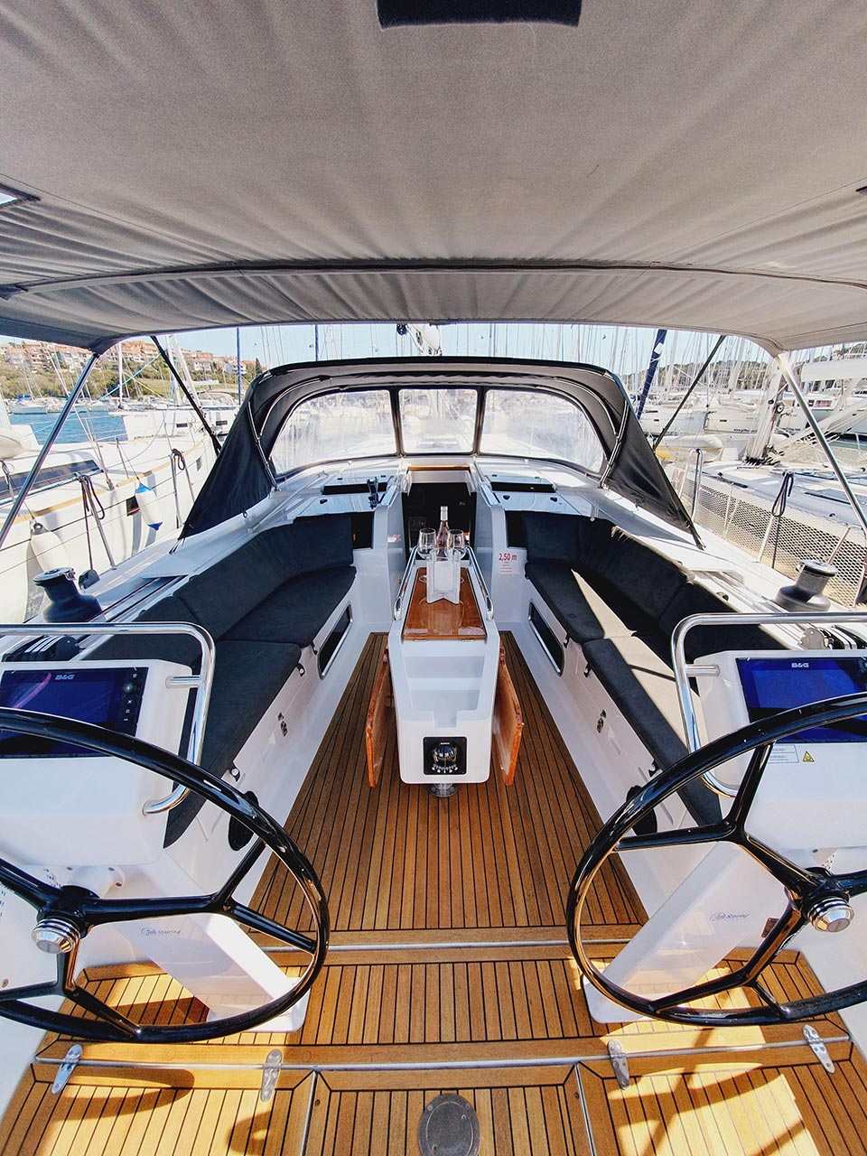 Hanse 505 - 5 + 1 cab. — photo 7
