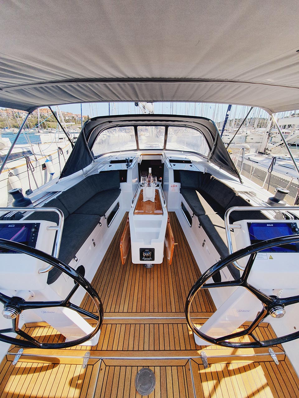Hanse 505 - 5 + 1 cab. — photo 8