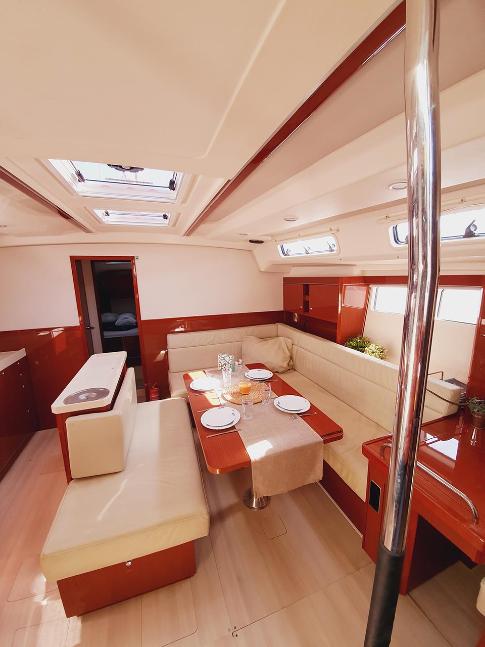 Hanse 505 - 5 + 1 cab. — photo 10