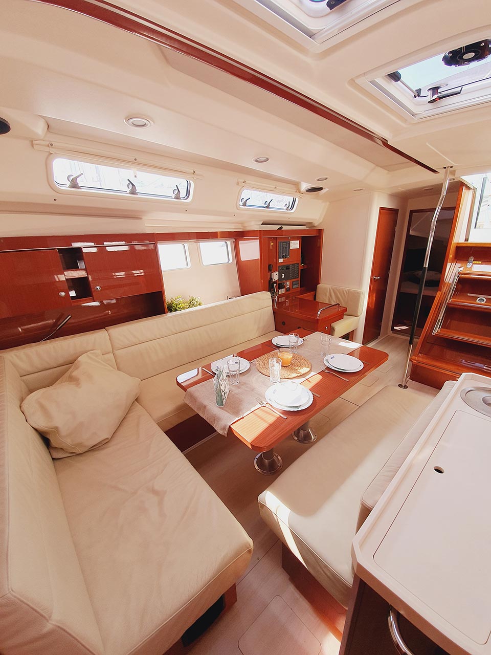 Hanse 505 - 5 + 1 cab. — photo 13