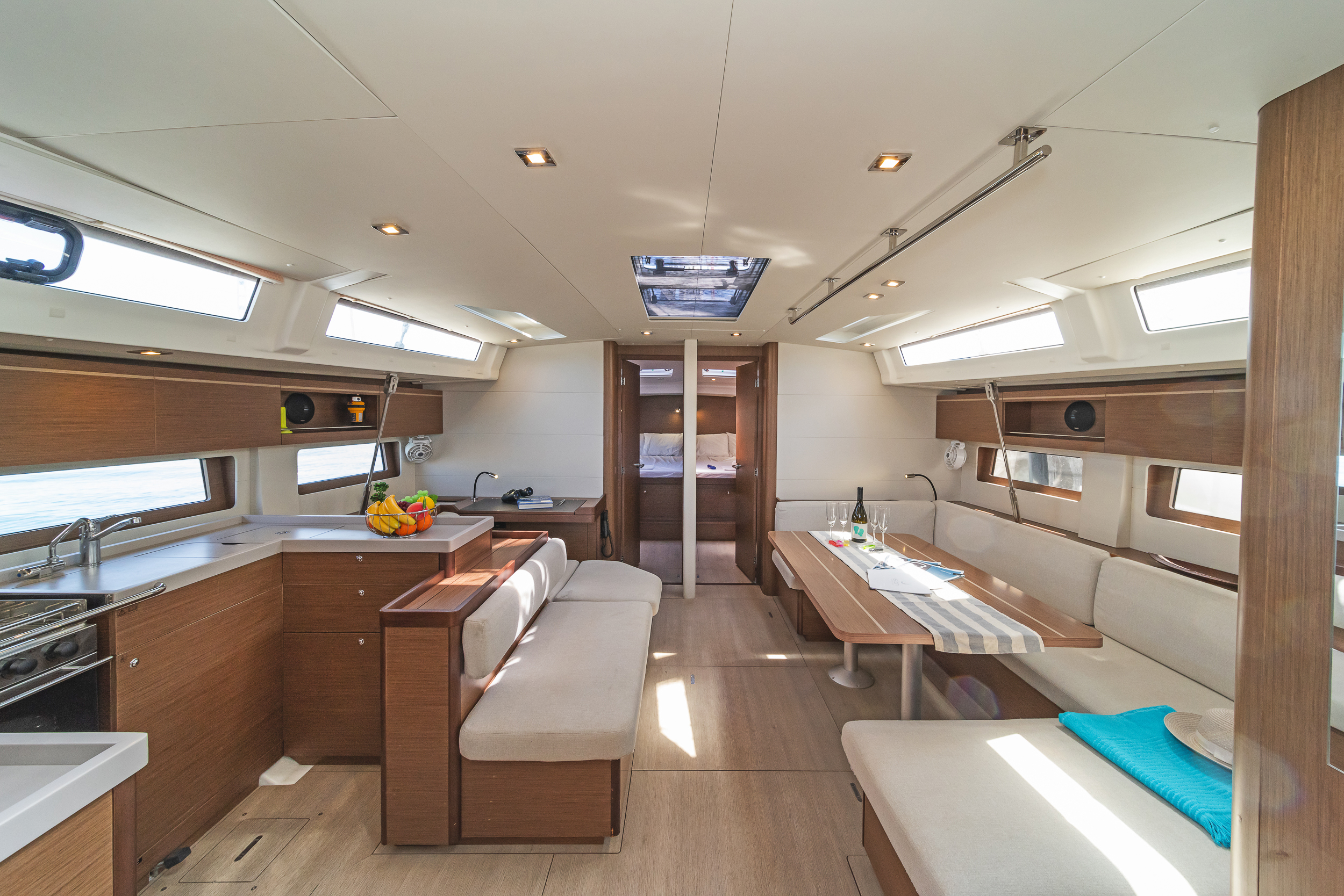 Oceanis 51.1 - 5 + 1 cab. — photo 8