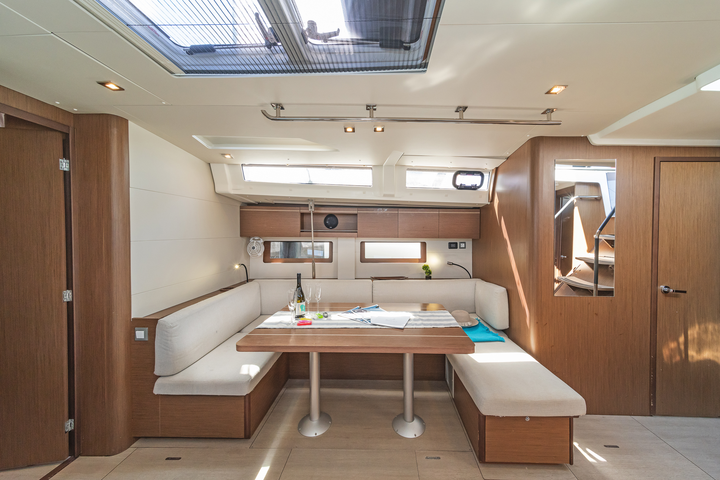Oceanis 51.1 - 5 + 1 cab. — photo 9