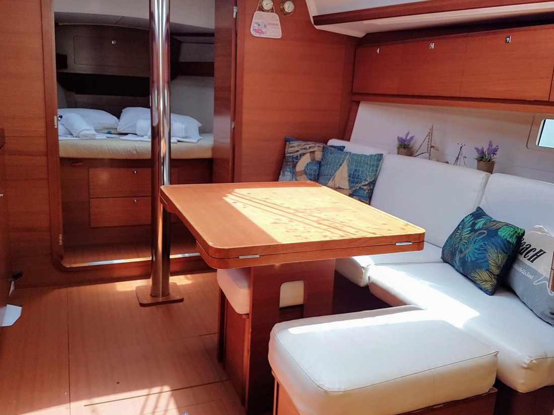 Dufour 382 GL — photo 14