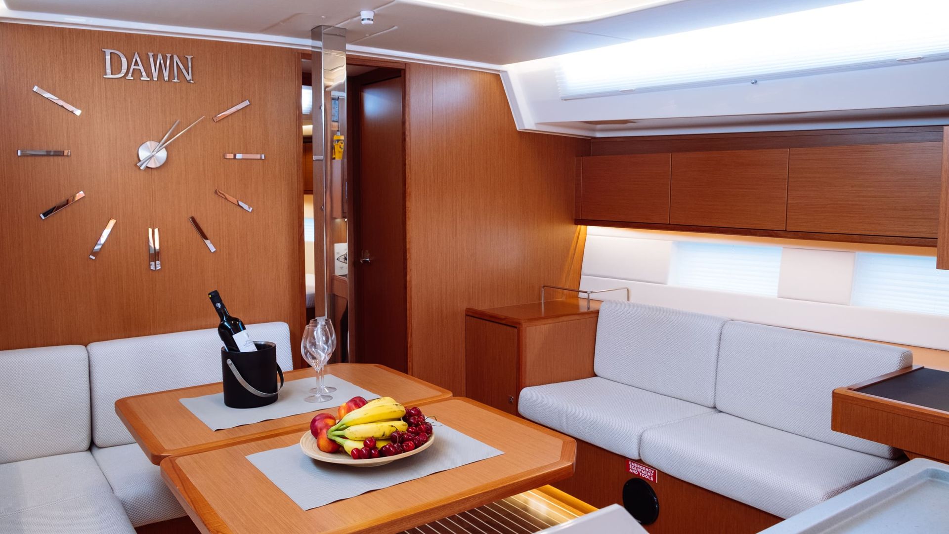 Bavaria C45 - 4 cab. — photo 12