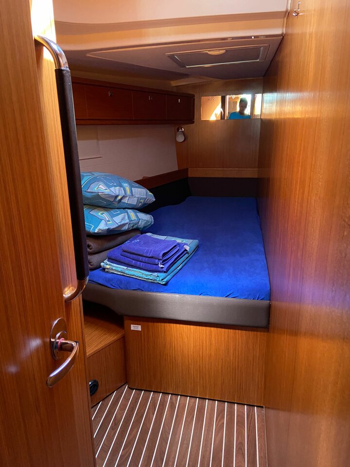 Bavaria Cruiser 51 — photo 13