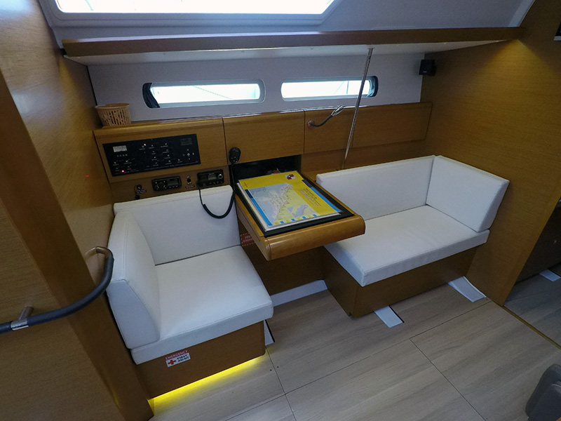 Sun Odyssey 449 - 3 cab. — photo 5