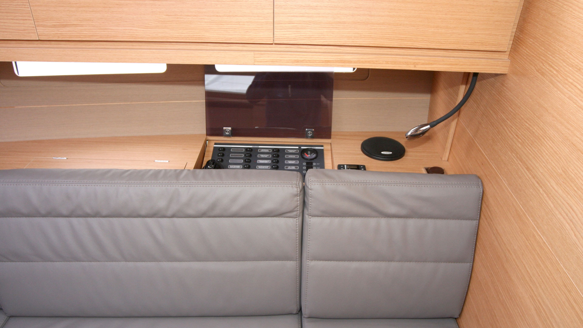 Dufour 382 GL — photo 16