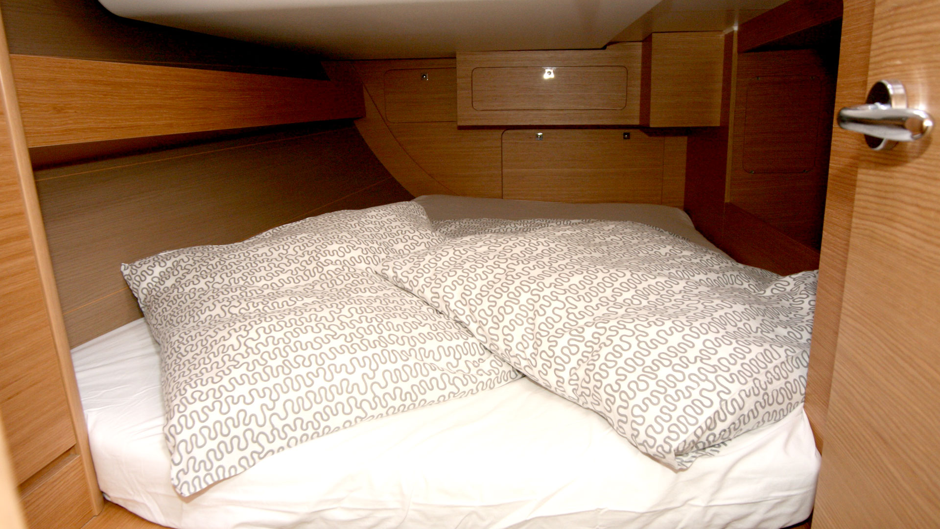 Dufour 382 GL — photo 19