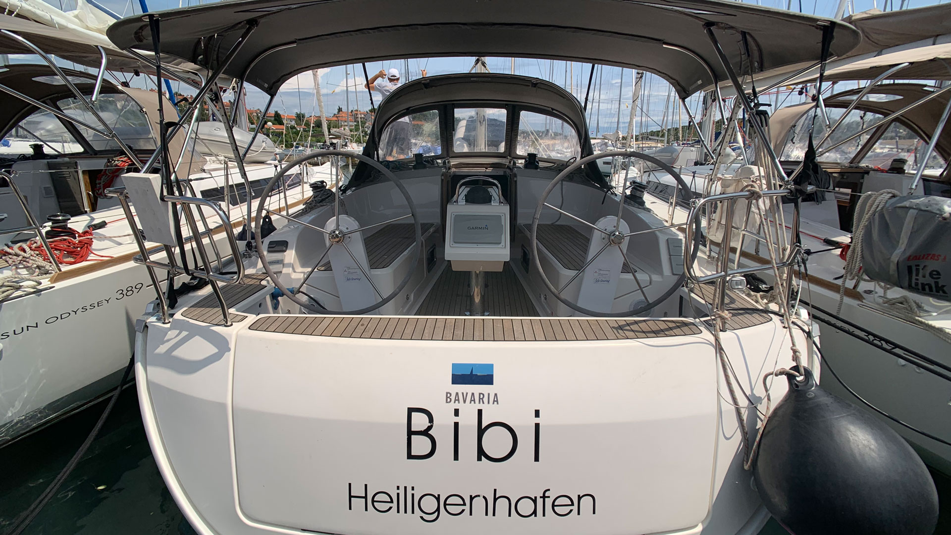 Bavaria Cruiser 37 - 3 cab. — photo 1
