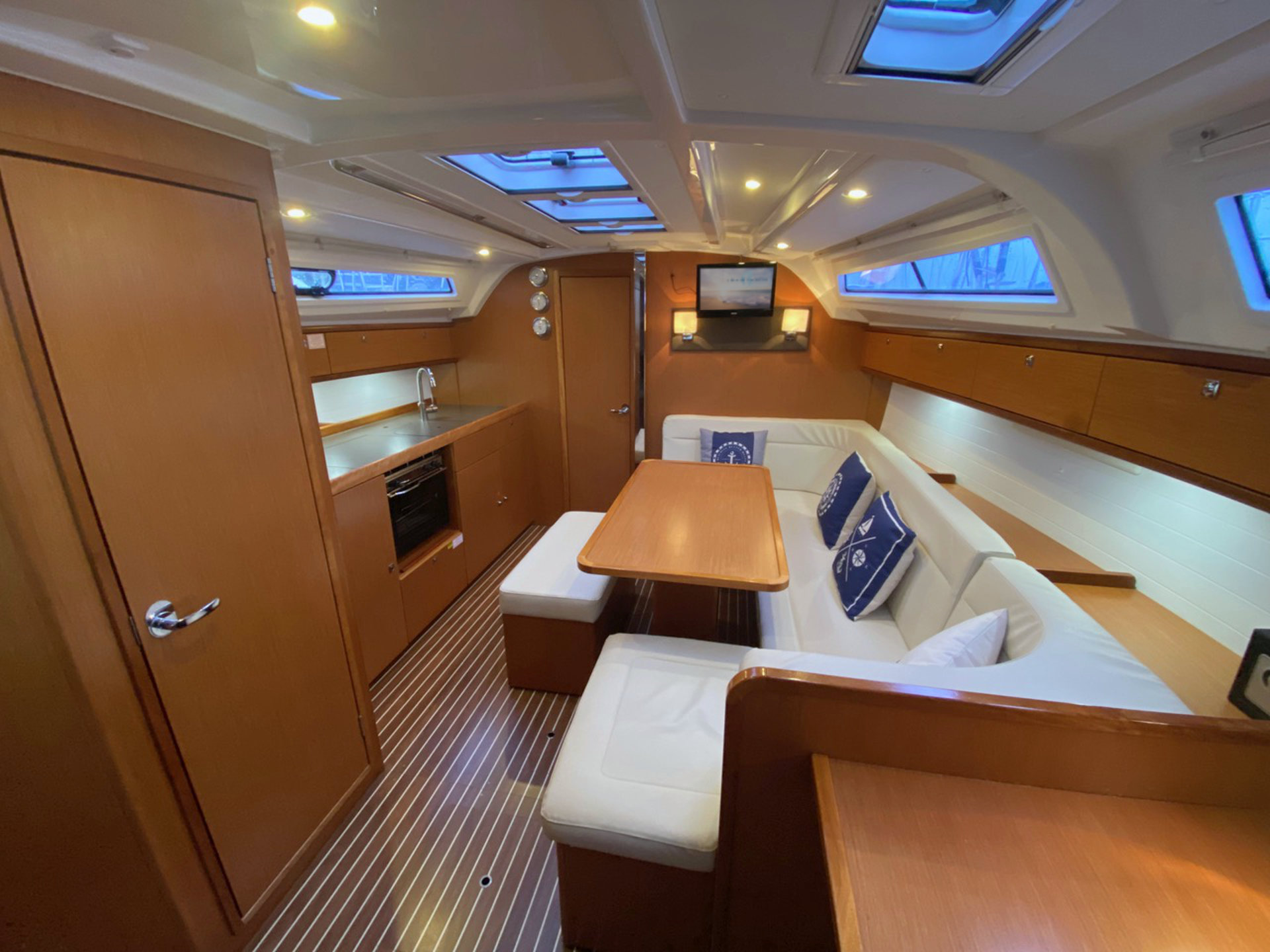 Bavaria Cruiser 41 - 3 cab. — photo 15