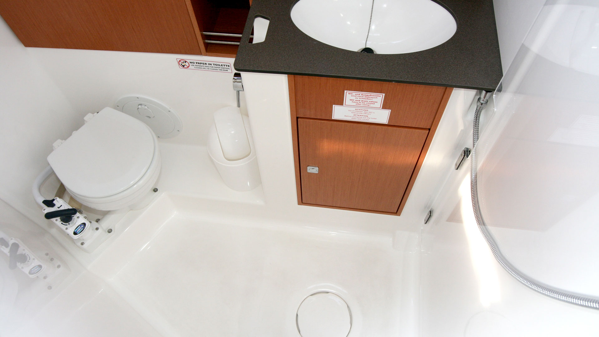 Bavaria Cruiser 41 - 3 cab. — photo 19