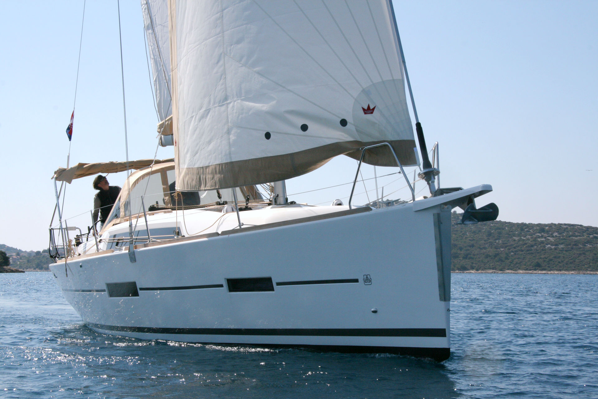 Dufour 382 GL — photo 1