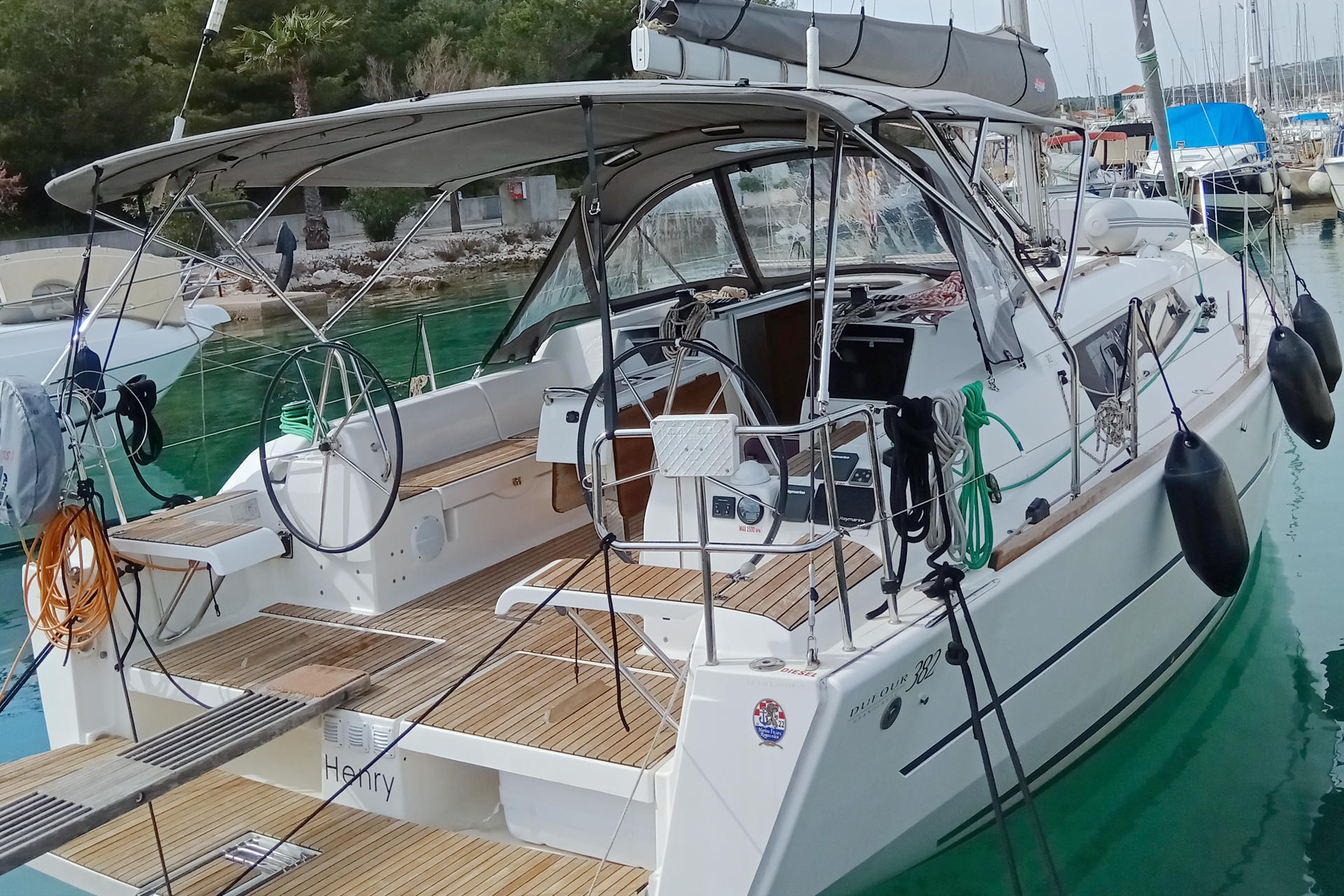 Dufour 382 GL — photo 4