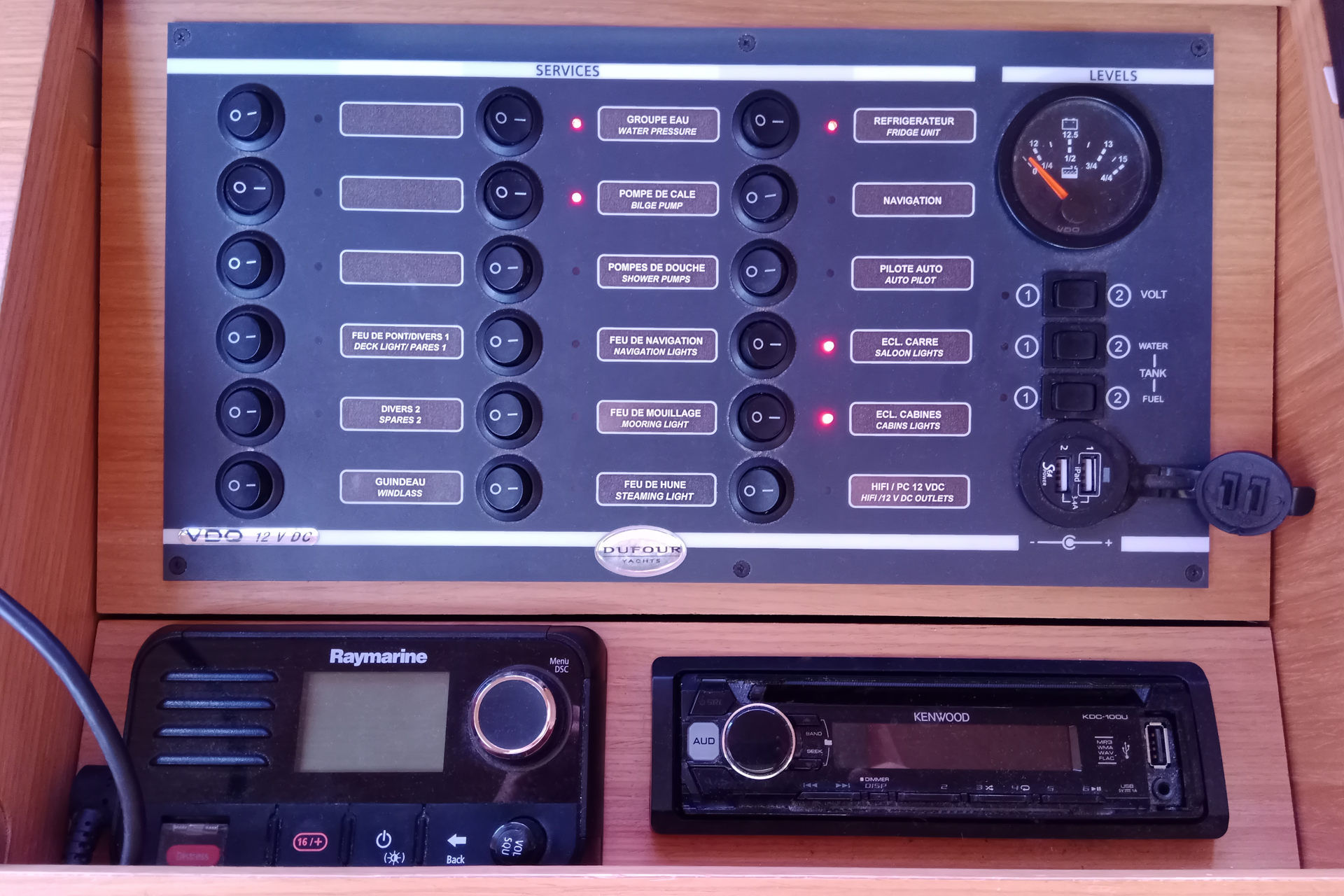 Dufour 382 GL — photo 12