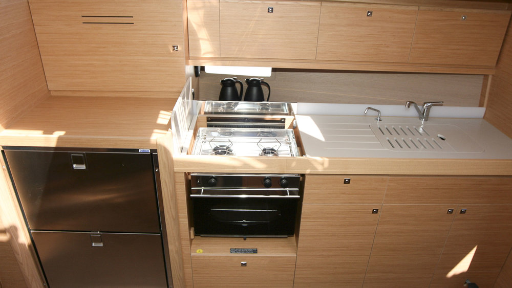 Dufour 382 GL — photo 15