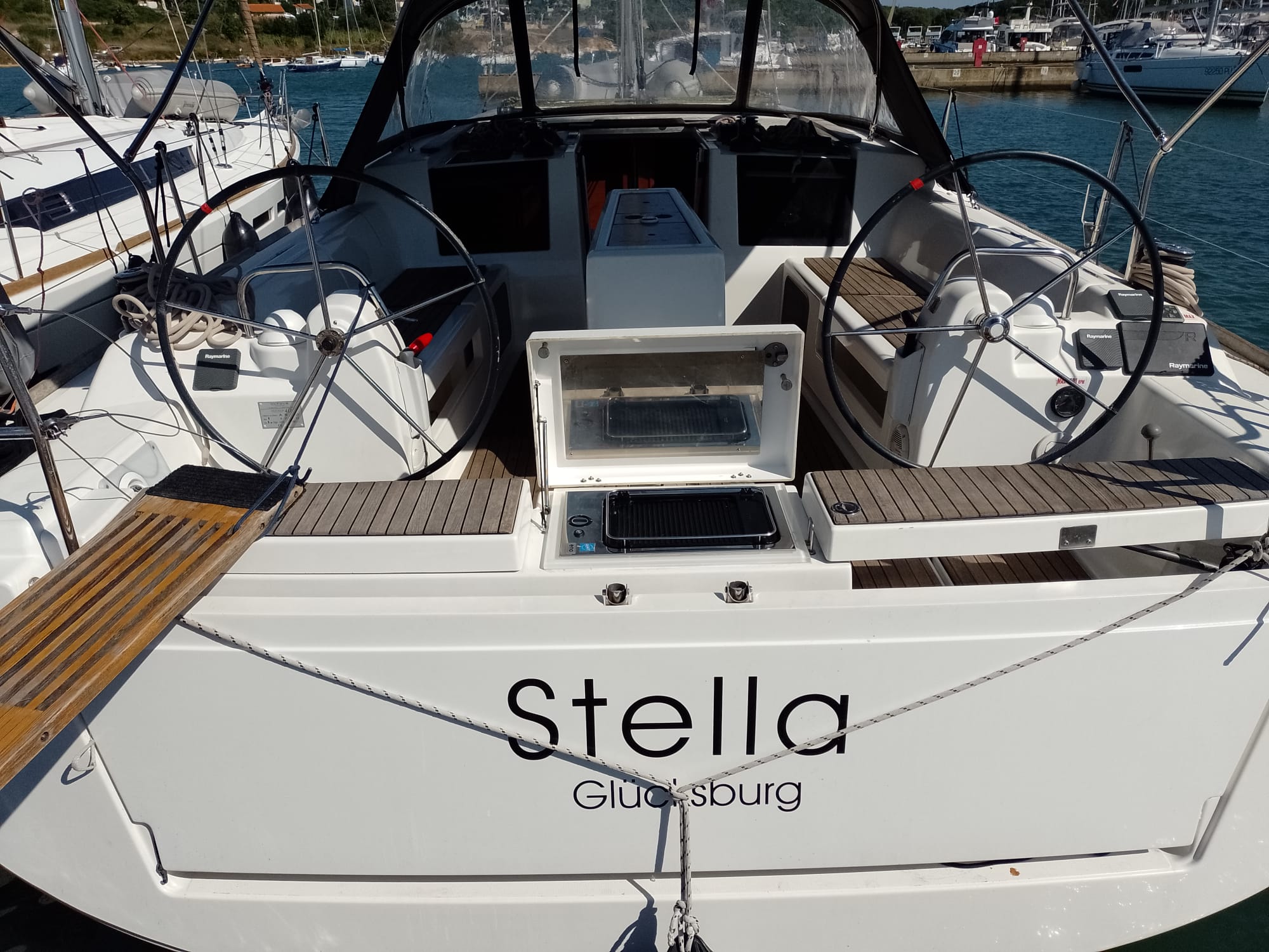 Dufour 412 GL — photo 20