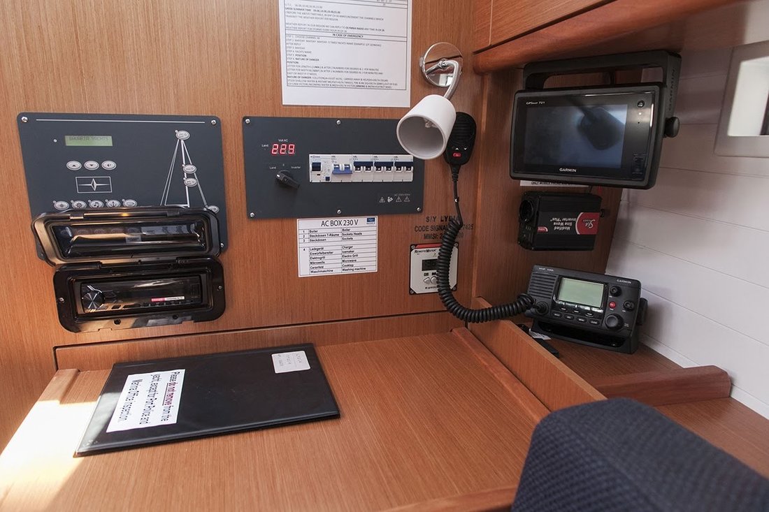 Bavaria Cruiser 37 - 3 cab. — photo 15