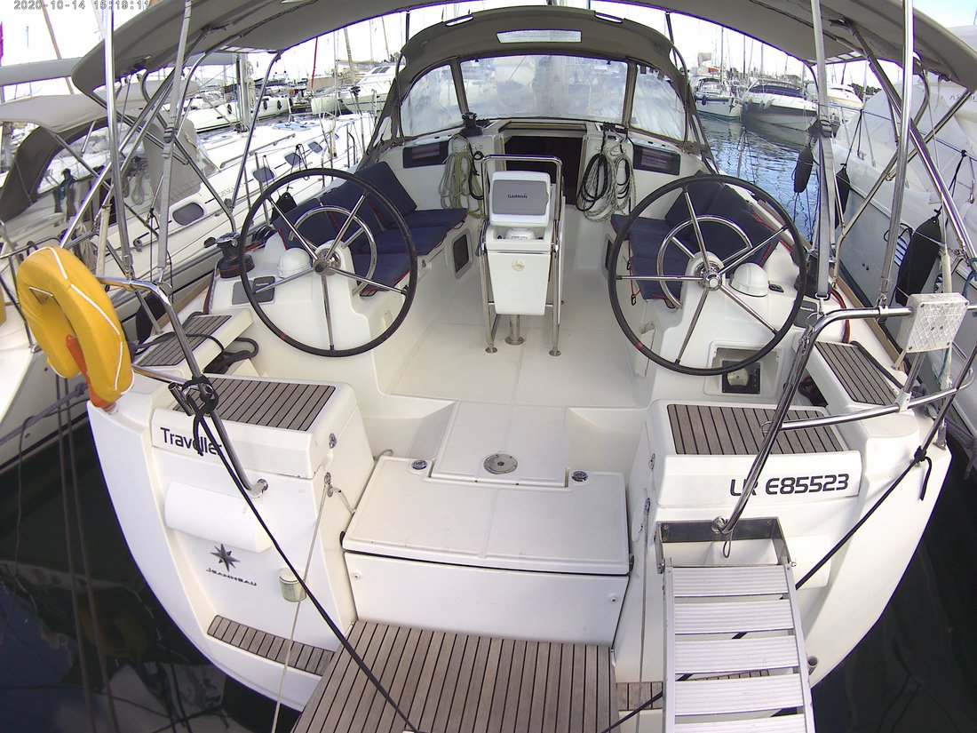 Sun Odyssey 409 — photo 1