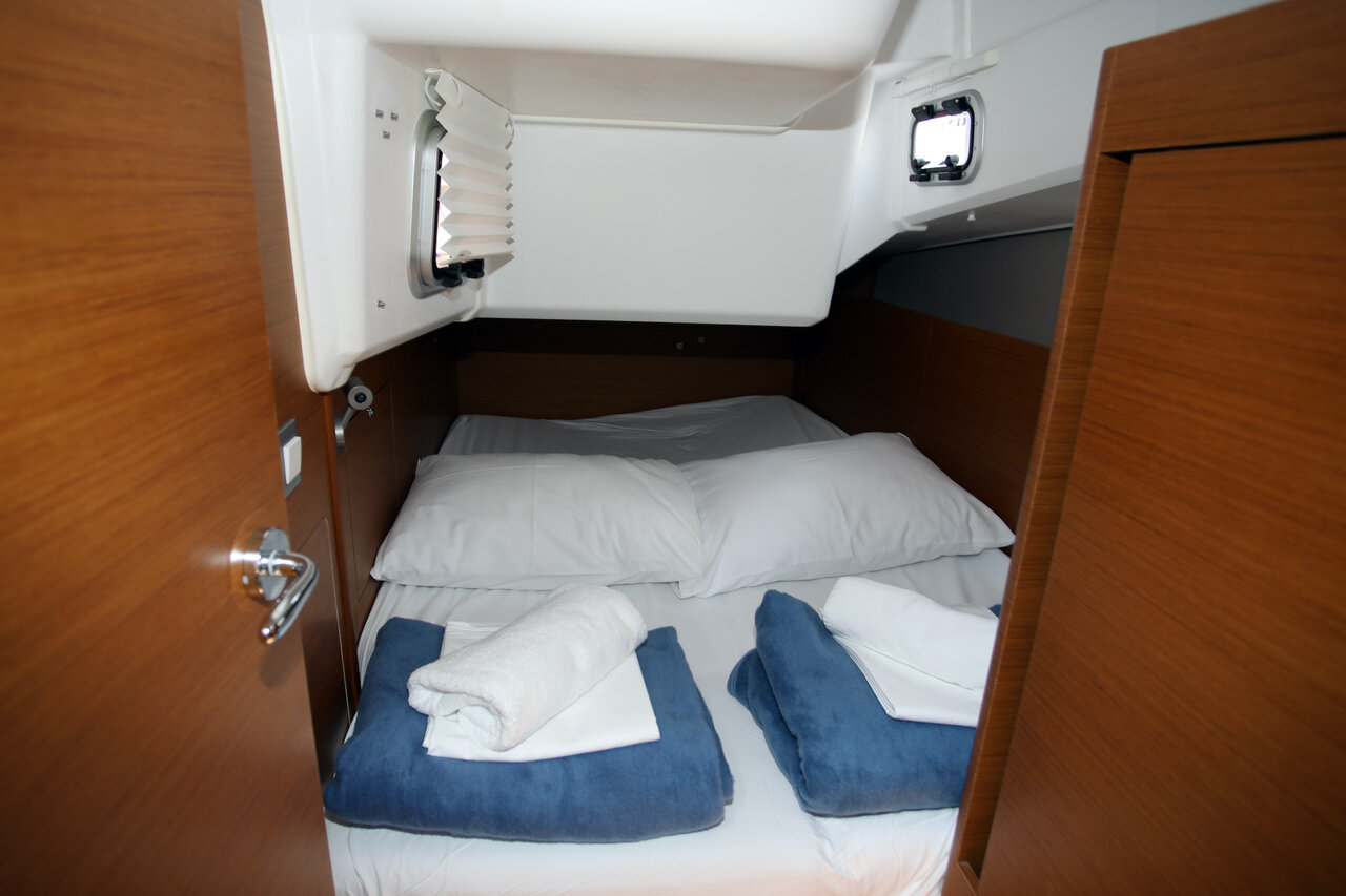 Sun Odyssey 410 - 3 cab. — photo 9