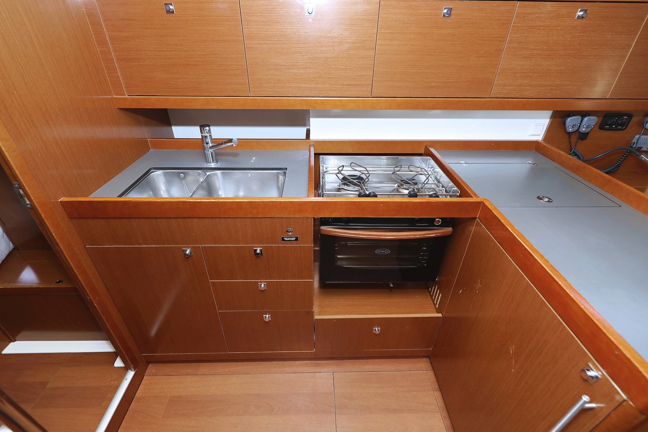 Oceanis 41 — photo 14