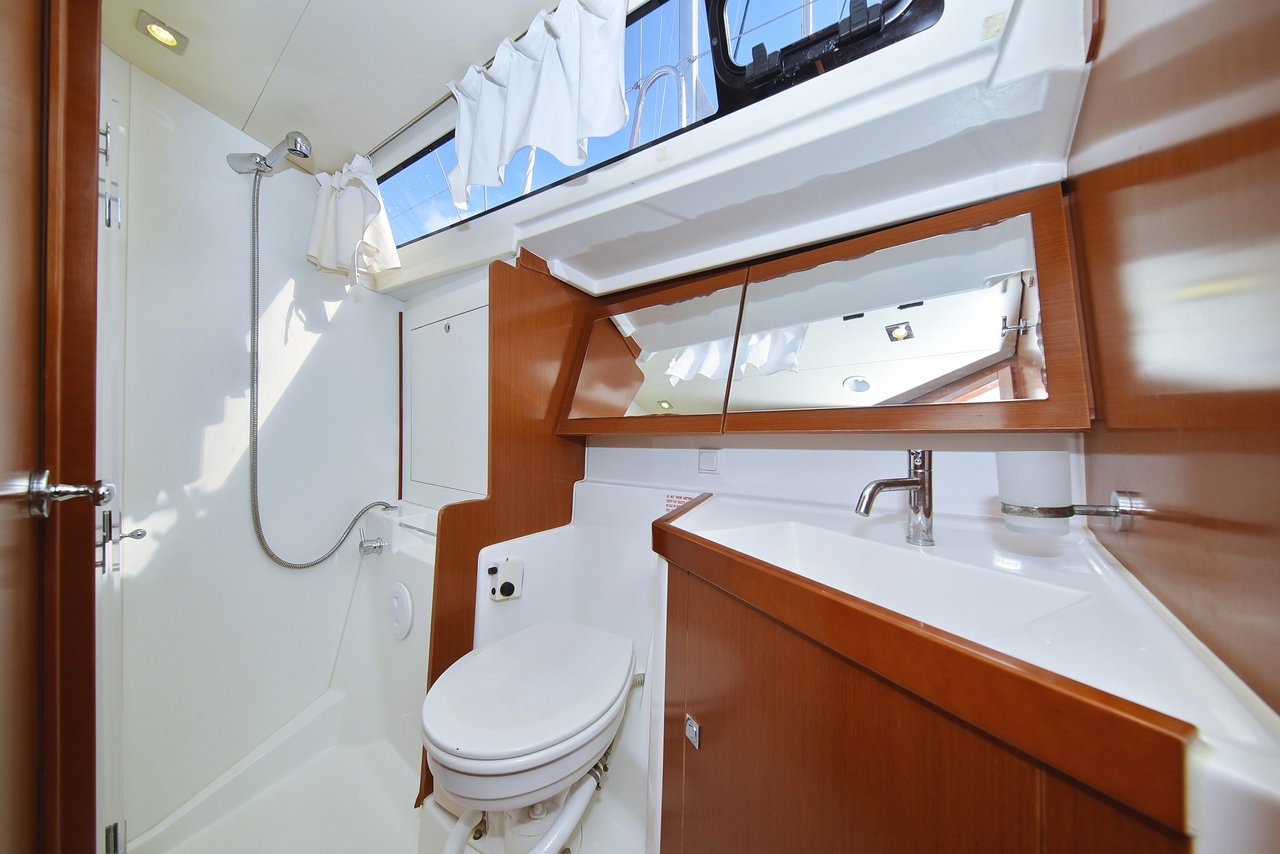 Oceanis 41 — photo 24
