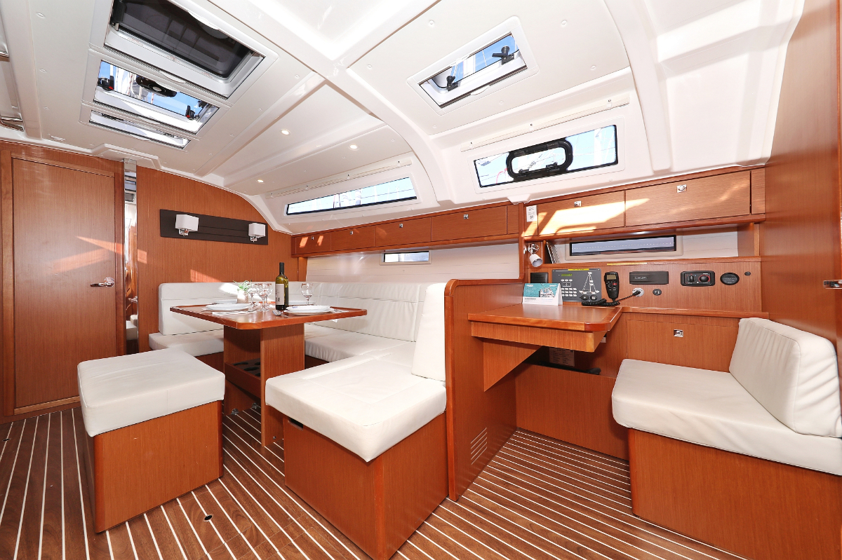 Bavaria Cruiser 41 - 3 cab. — photo 13