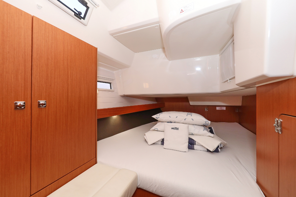 Bavaria Cruiser 41 - 3 cab. — photo 24