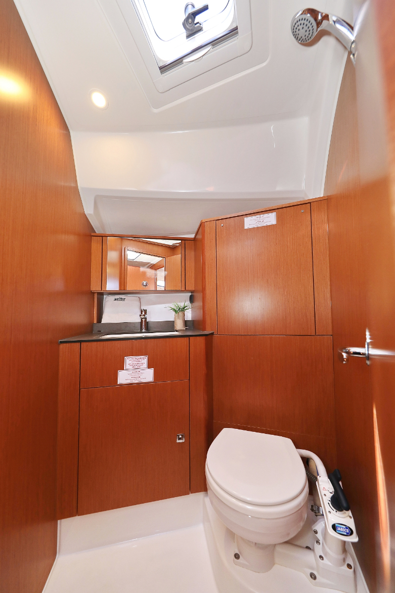 Bavaria Cruiser 41 - 3 cab. — photo 32