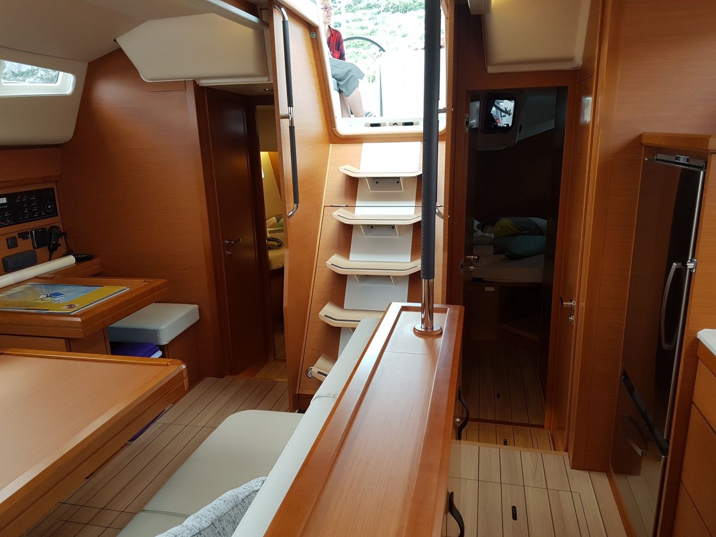 Jeanneau 54 - 4 + 1 cab. — photo 8