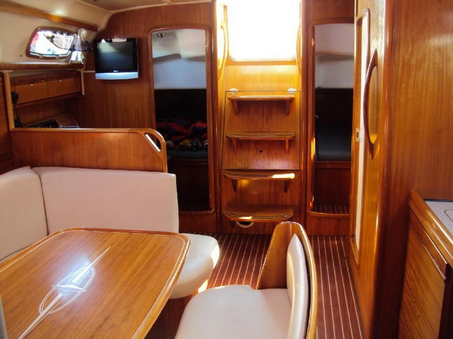 Bavaria 39 Cruiser — photo 7