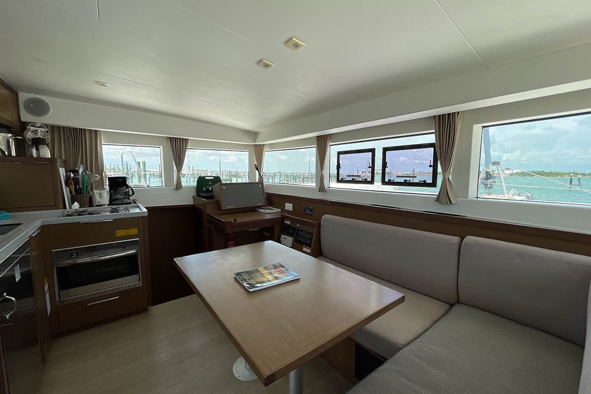 Lagoon 40 - 3 + 2 cab — photo 16