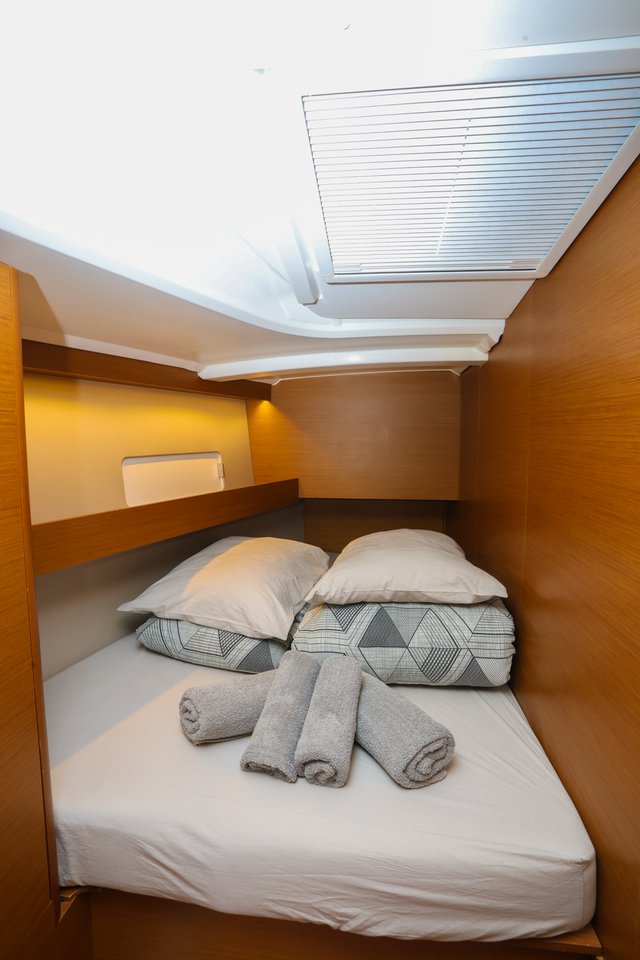 Sun Odyssey 490 - 4 + 1 cab. — photo 7