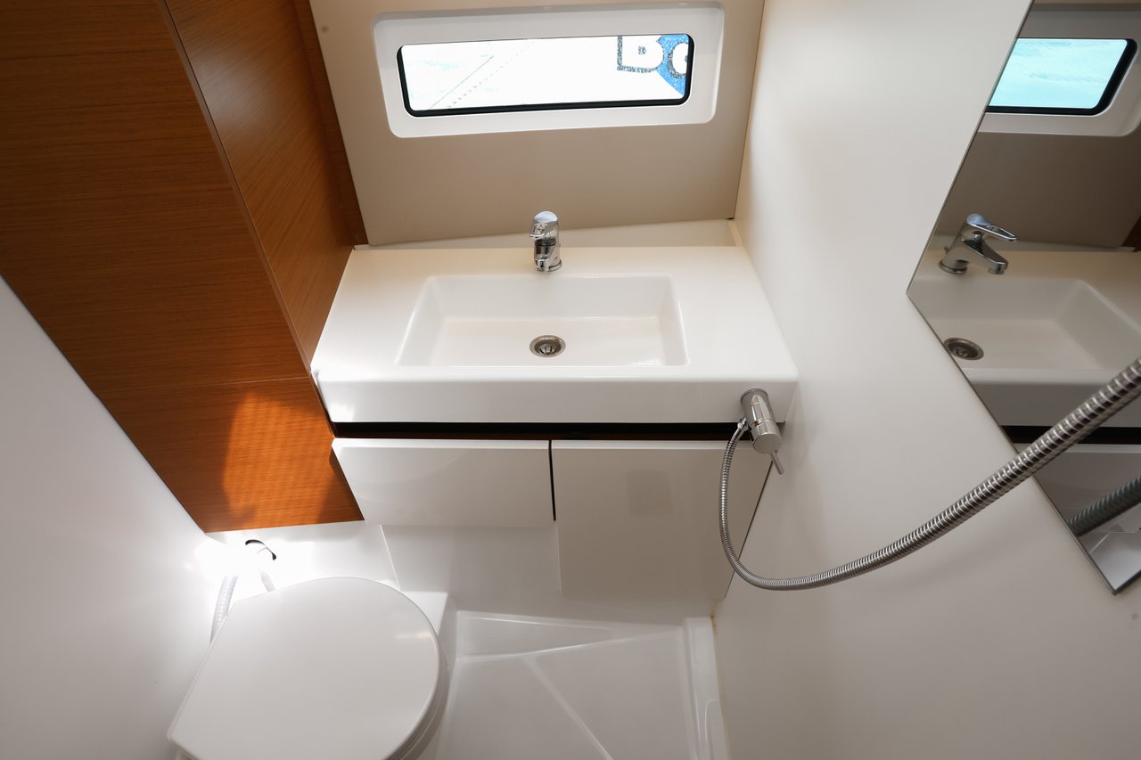 Sun Odyssey 490 - 4 + 1 cab. — photo 11