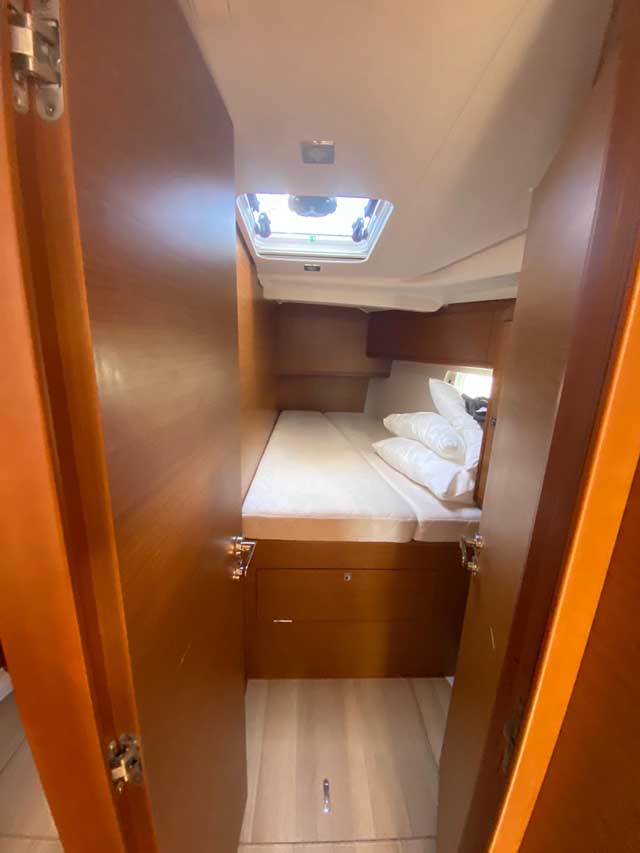 Sun Odyssey 519 - 5 + 1 cab. — photo 8