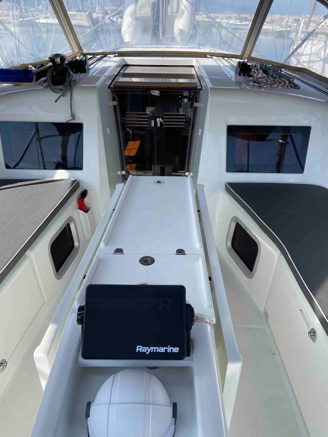 Sun Odyssey 410 - 3 cab. — photo 4