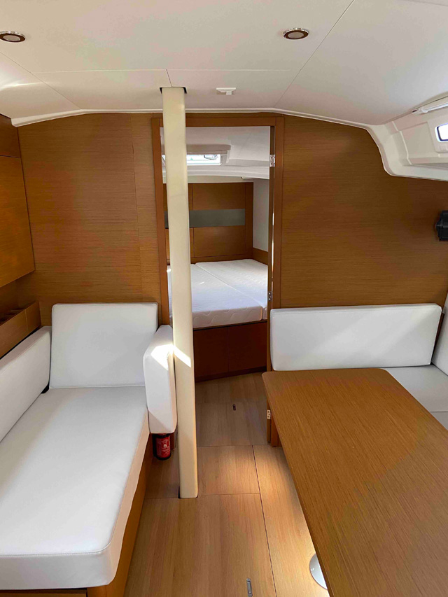 Sun Odyssey 410 - 3 cab. — photo 9
