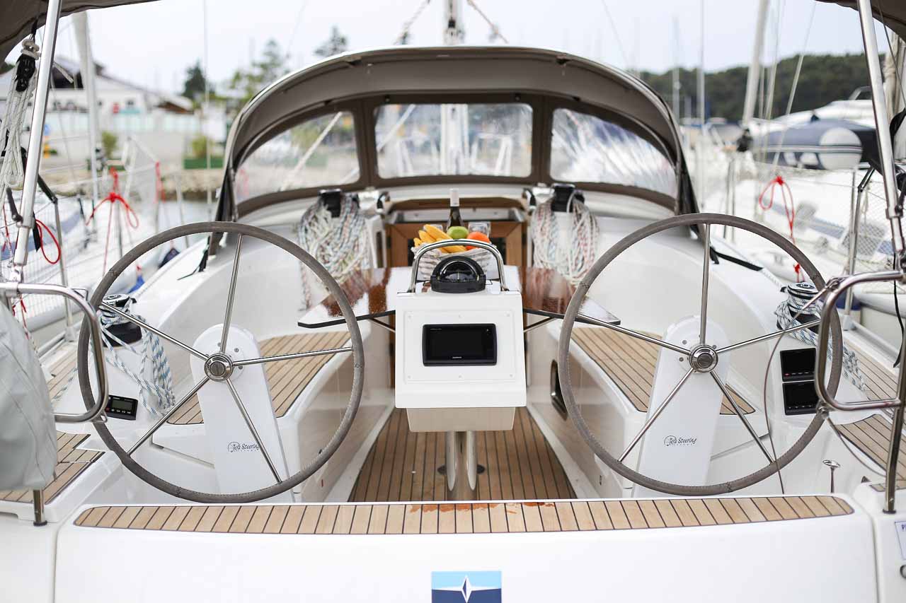 Bavaria Cruiser 34 - 2 cab. — photo 7