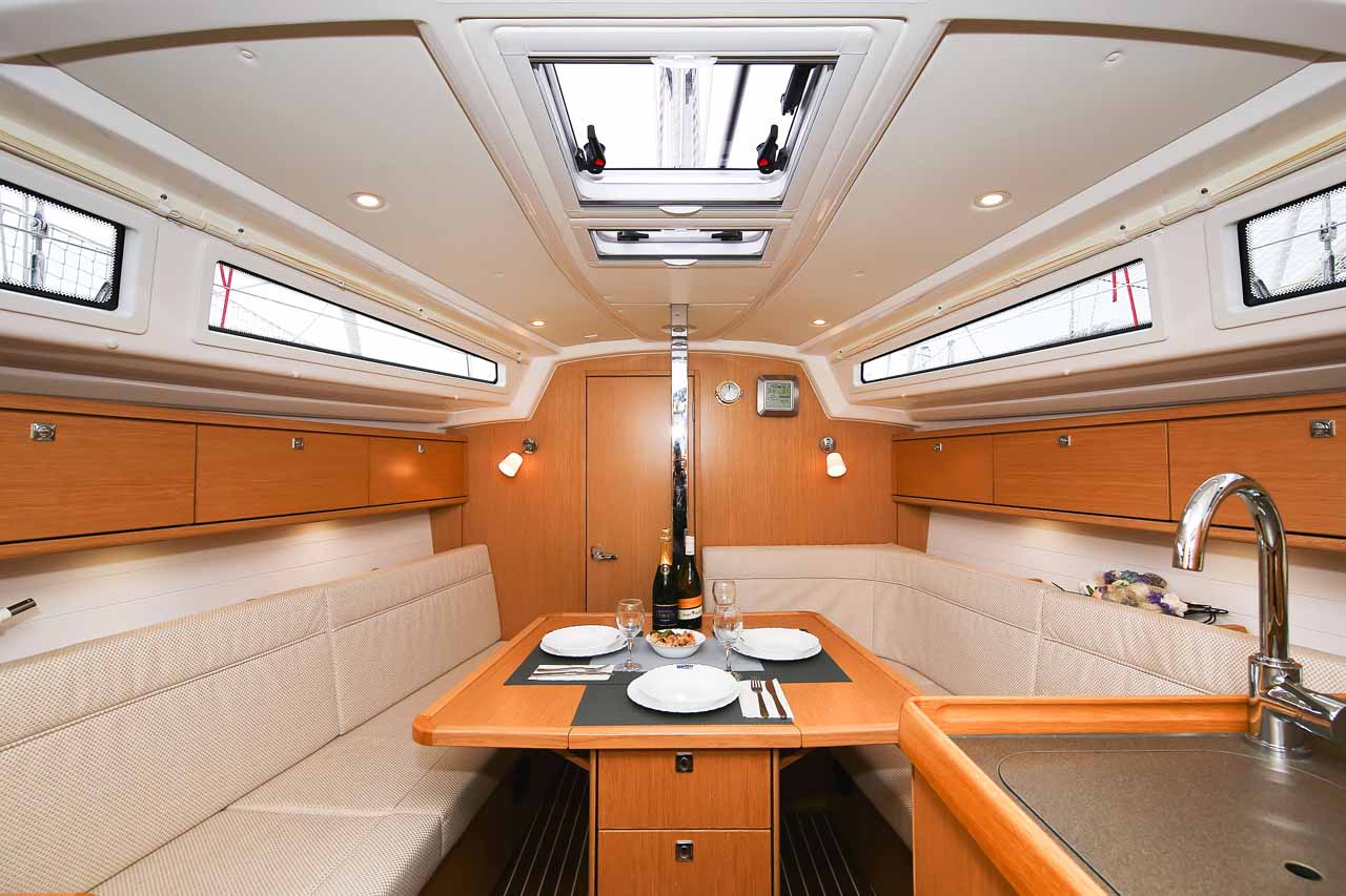Bavaria Cruiser 34 - 2 cab. — photo 10