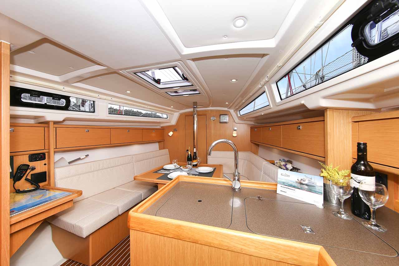 Bavaria Cruiser 34 - 2 cab. — photo 12