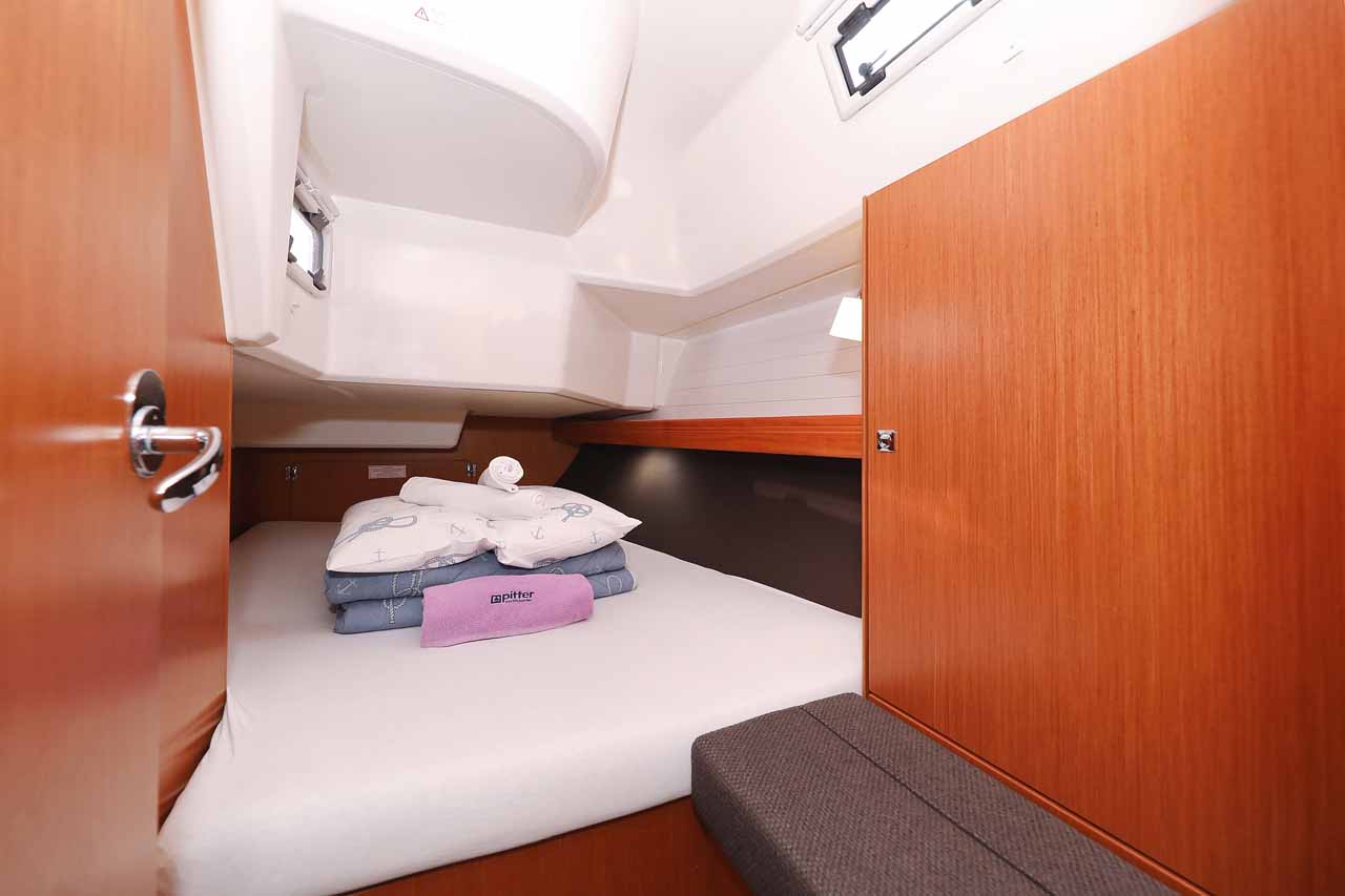 Bavaria Cruiser 37 - 3 cab. — photo 20