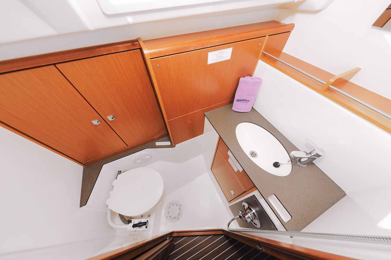 Bavaria Cruiser 37 - 3 cab. — photo 22