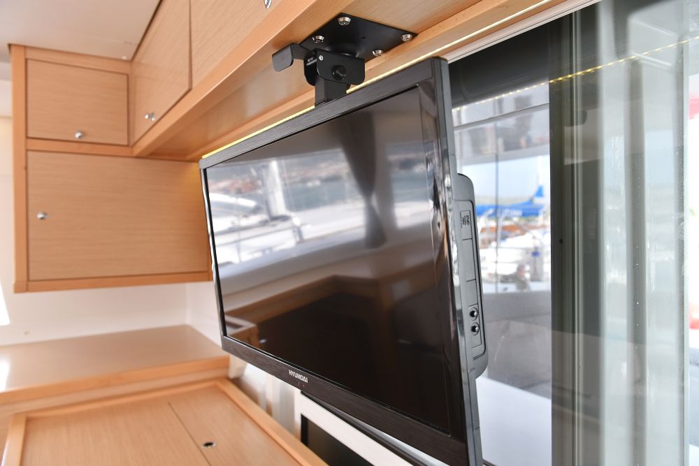 Lagoon 450 F - 4 + 2 cab. — photo 12