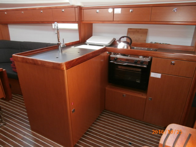 Bavaria Cruiser 37 - 3 cab. — photo 10