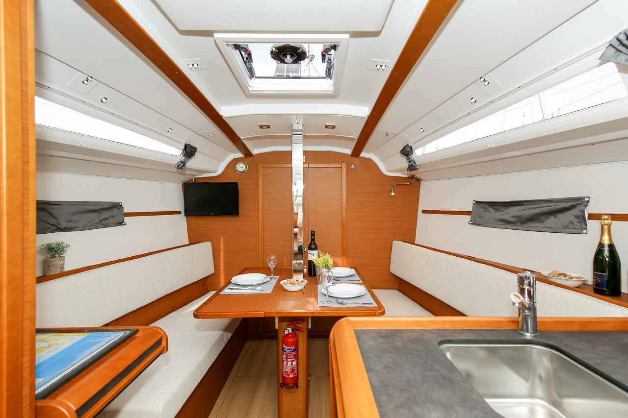 Sun Odyssey 349 - 3 cab. — photo 12